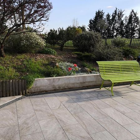 Chambre Avec Entree Independante Dans Un Ecrin De Verdure Dommartin  Luaran gambar